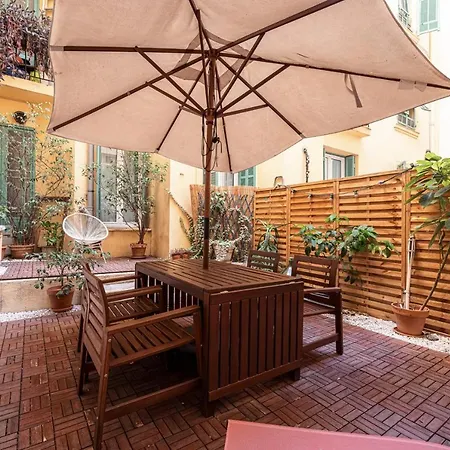 Apartment Spacious And Elegant With Sunny Terrace
